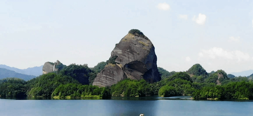 天柱峰景區(qū)和易景通票務(wù)系統(tǒng)達(dá)成合作