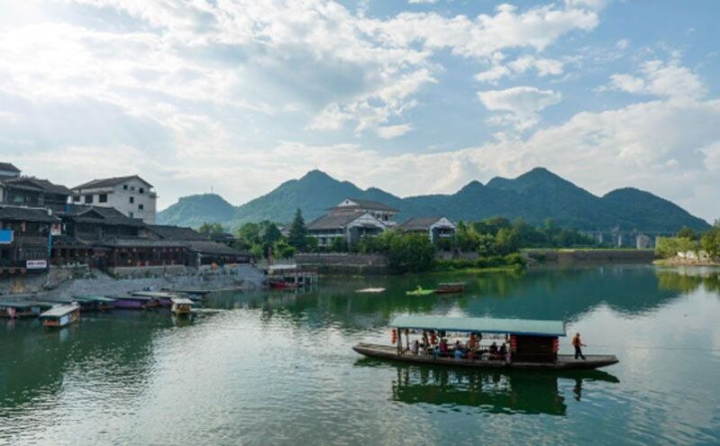 邊城茶峒古鎮(zhèn)升級(jí)智慧票務(wù)管理系統(tǒng)，拓展銷售渠道助力景區(qū)收益